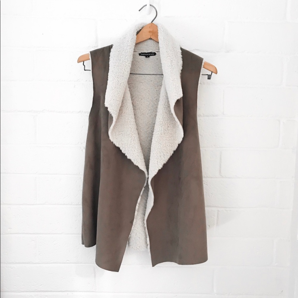 Taupe soft vest